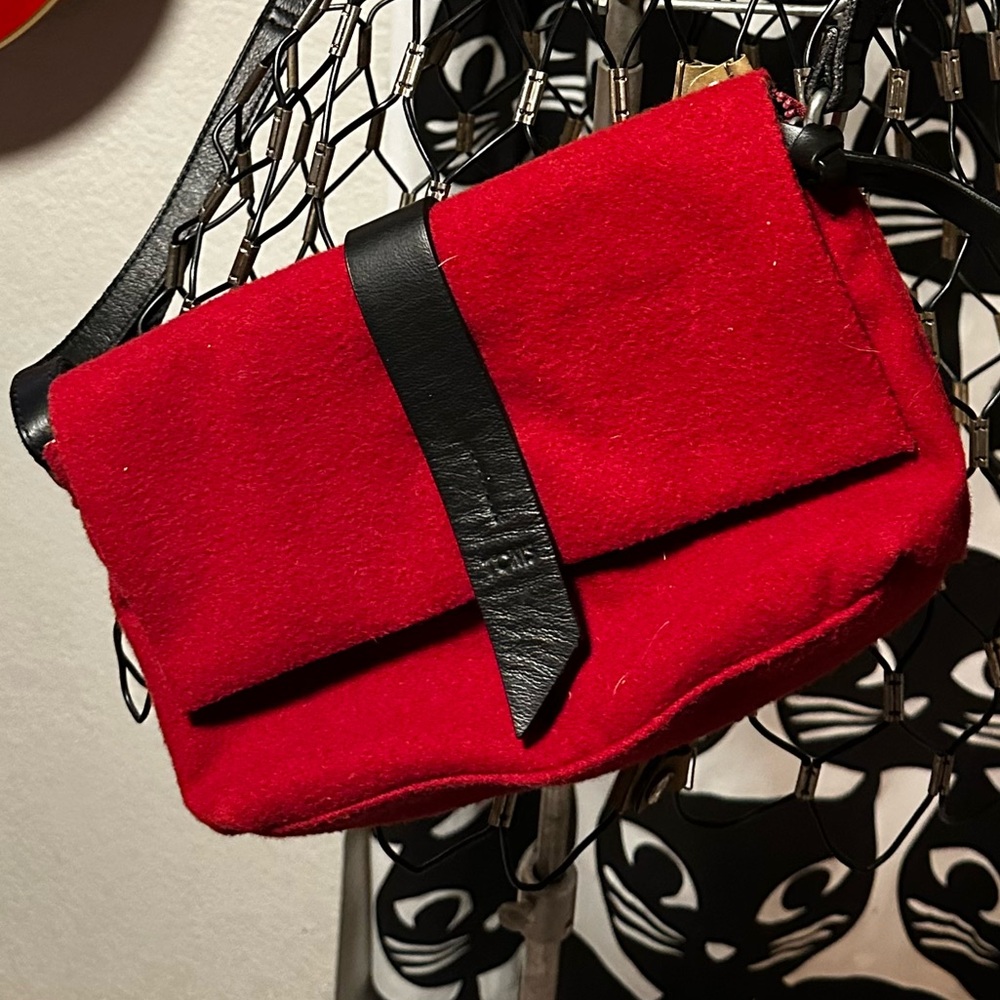 Cute Tom's felt purse